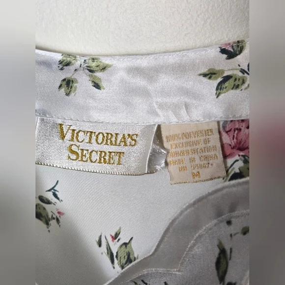 Women's Vintage 90's Victoria's Secret Floral Satin Cami Top, Size Medium - Picture 4 of 4